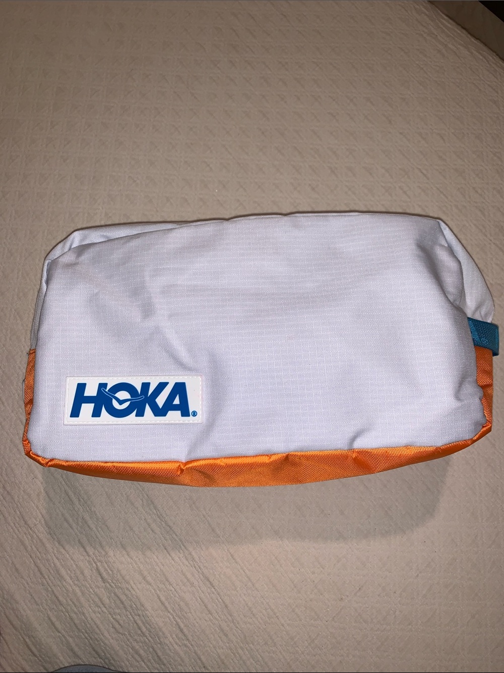 Brand New Hoka Dry/Travel
Bag HOKA SHOES